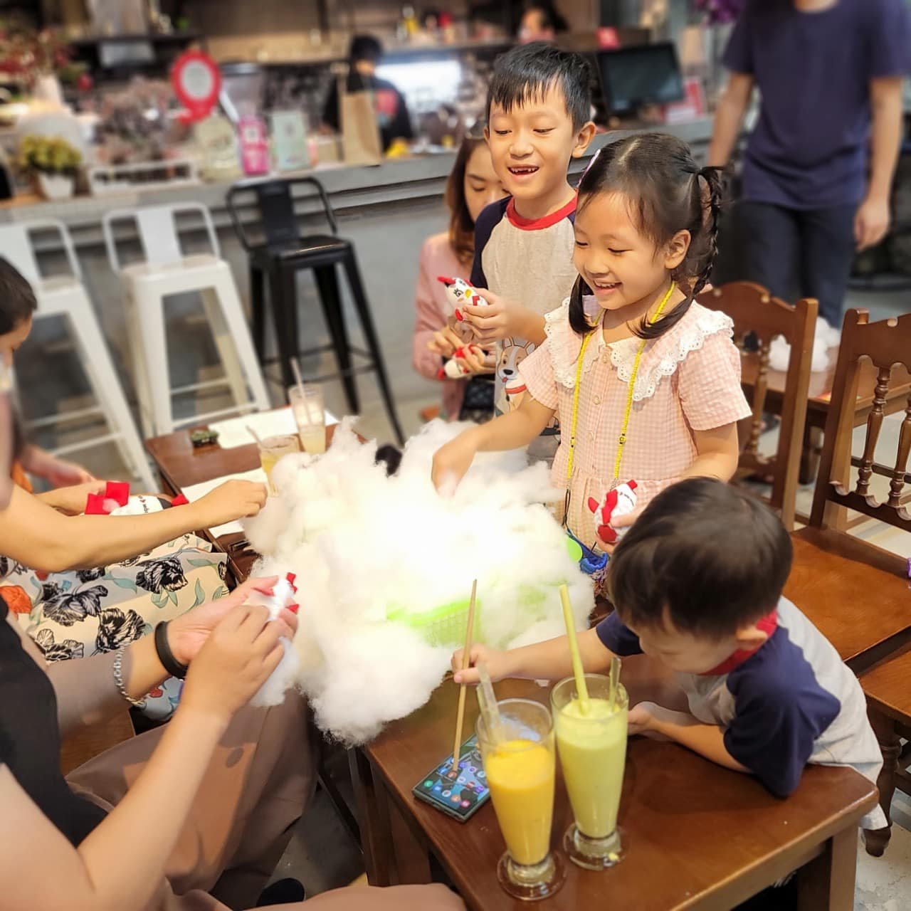 End-of-Summer Activities for Friends and Family: How to Book a Handicraft Experience at Kym Viet Workshop