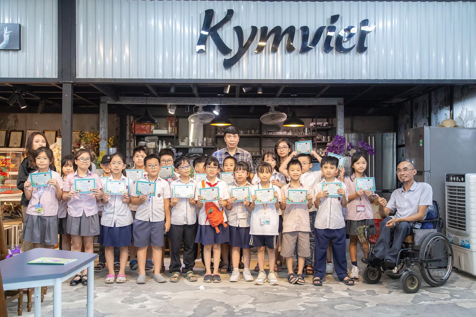 student craft workshop visit