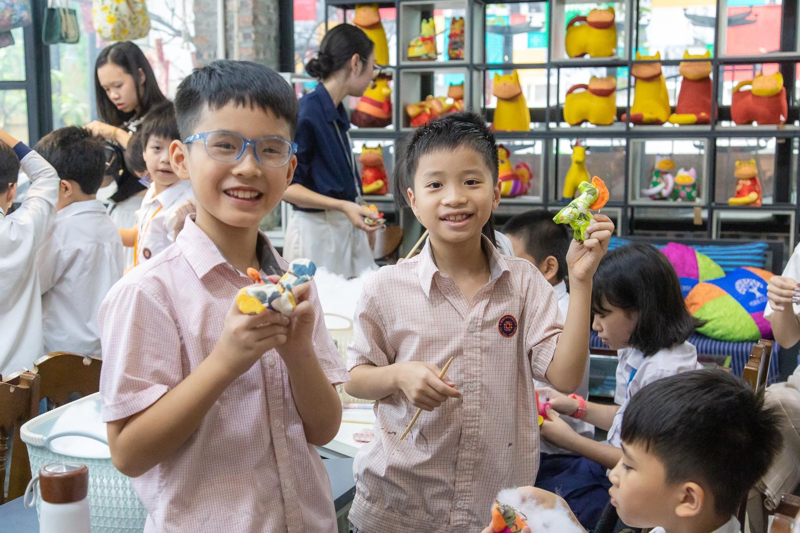 student craft workshop visit